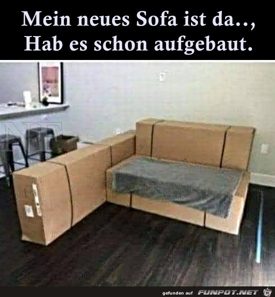 Sofa ist schon aufgebaut