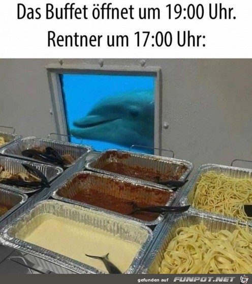 Rentner vor Erffnung des Buffets