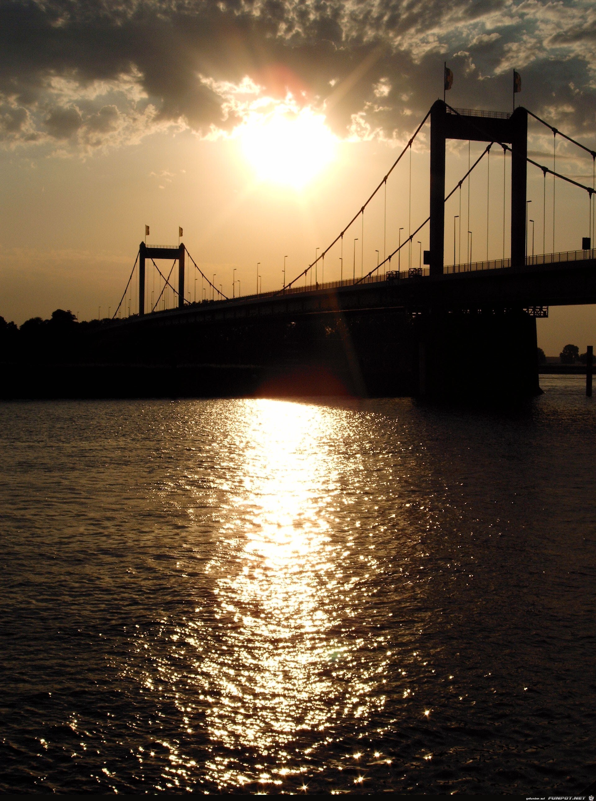 bruecke ruhrort-homberg