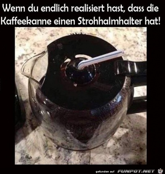 Strohhalm in Kaffeekanne