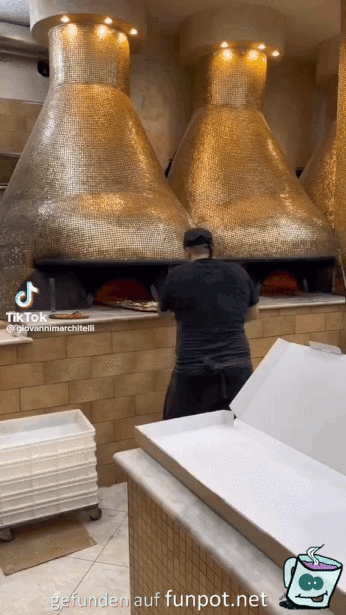 Riesige Pizza