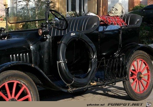 Halloween Cars 12