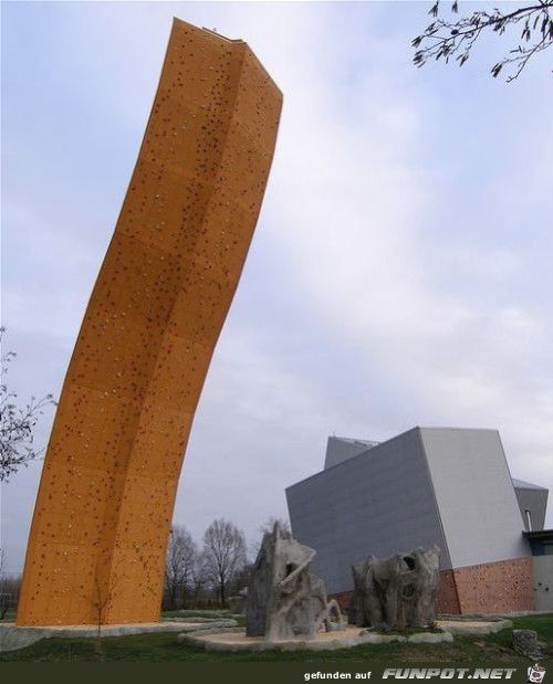 Hchste freistehende Kletterwand der Welt