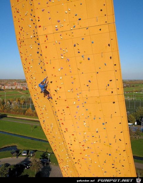 Hchste freistehende Kletterwand der Welt