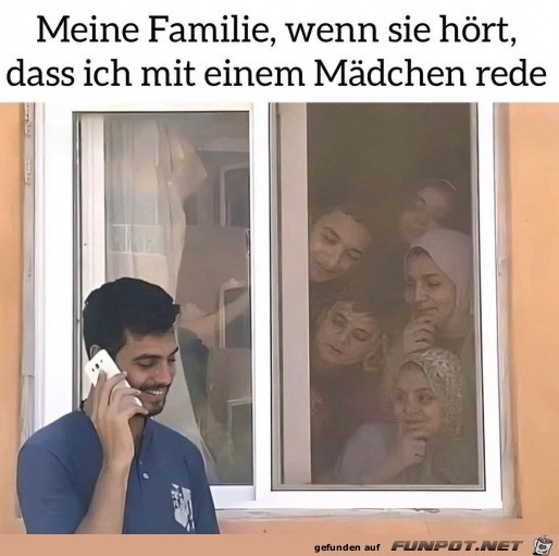 Neugierige Familie