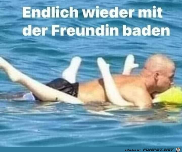 Mit der Freundin baden