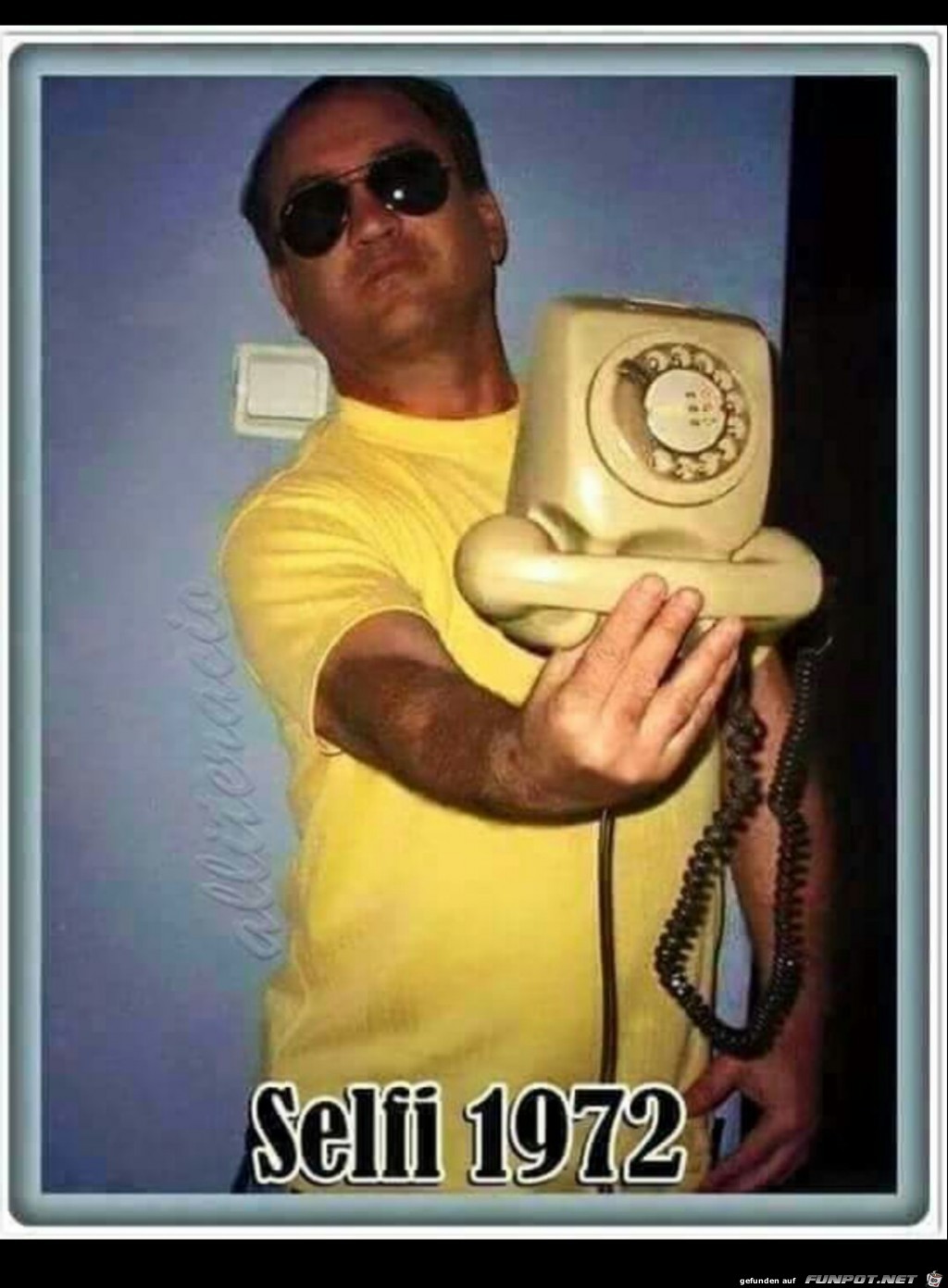 Selfi 1972 Selfi 1972