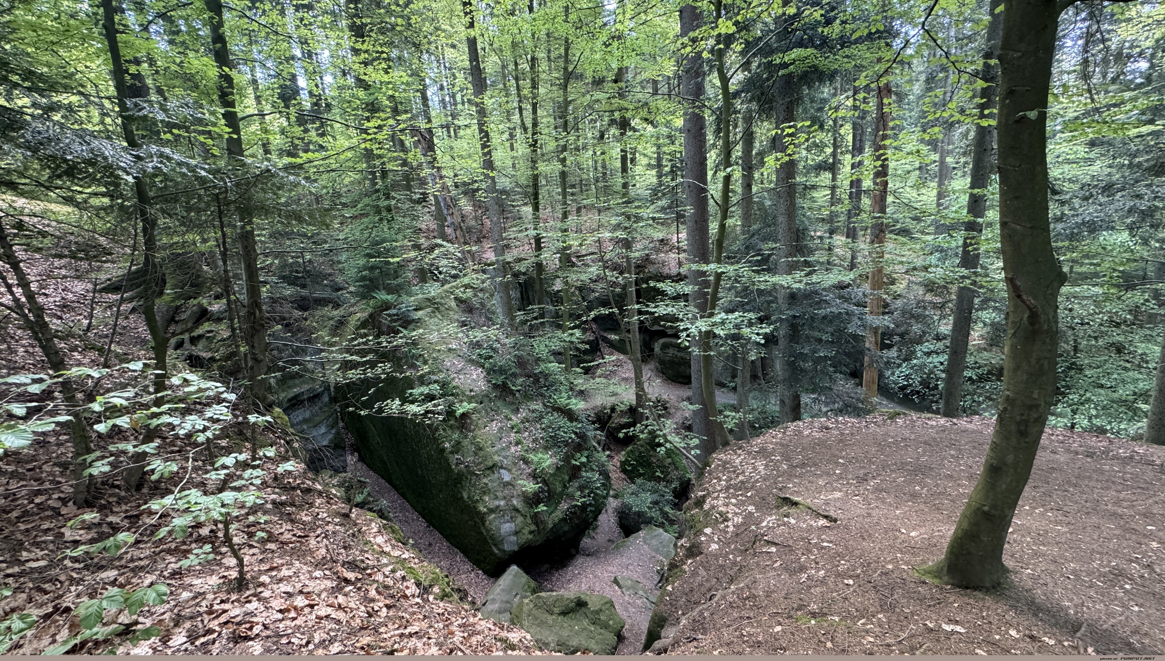 Die Doppelklinge der Hgeles- und Brunnenklinge...