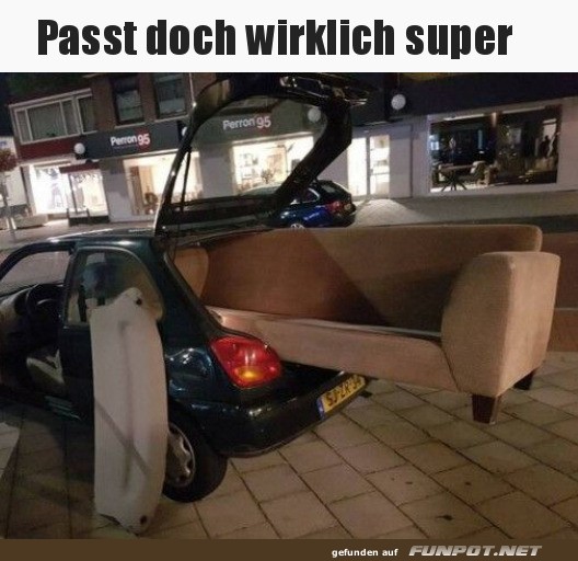 Sofa-Transport mit dem Auto