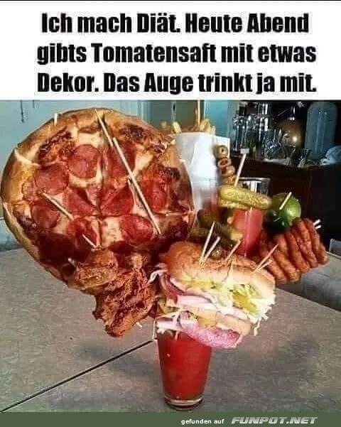 Tomatensaft mit kreativen Dekorationen