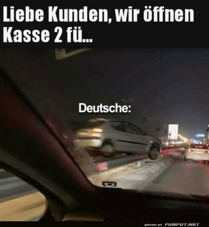 Lustige Reaktion auf Kassenerffnung