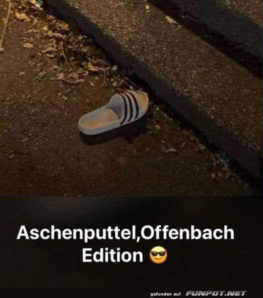 Verlorener Schuh in Offenbach beleuchtet