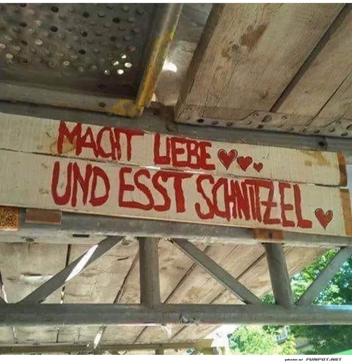 Humorvolles Schild mit Lebensweisheit