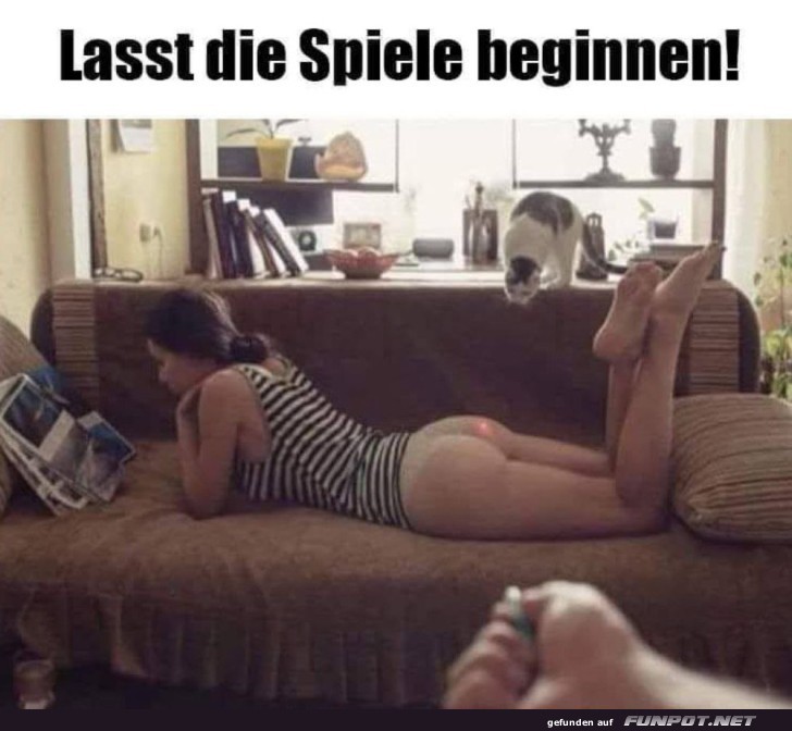 Gemütlicher Tag auf dem Sofa