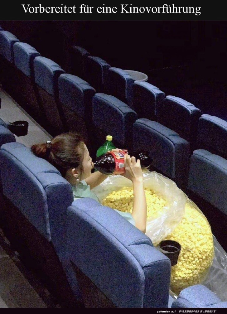 Kinoabend mit Popcorn und Cola Kinoabend mit Popcorn und Cola