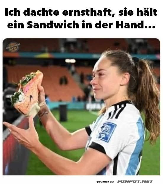 Optische Täuschung: Sandwich oder Trophäe? Optische Täuschung: Sandwich oder Trophäe?