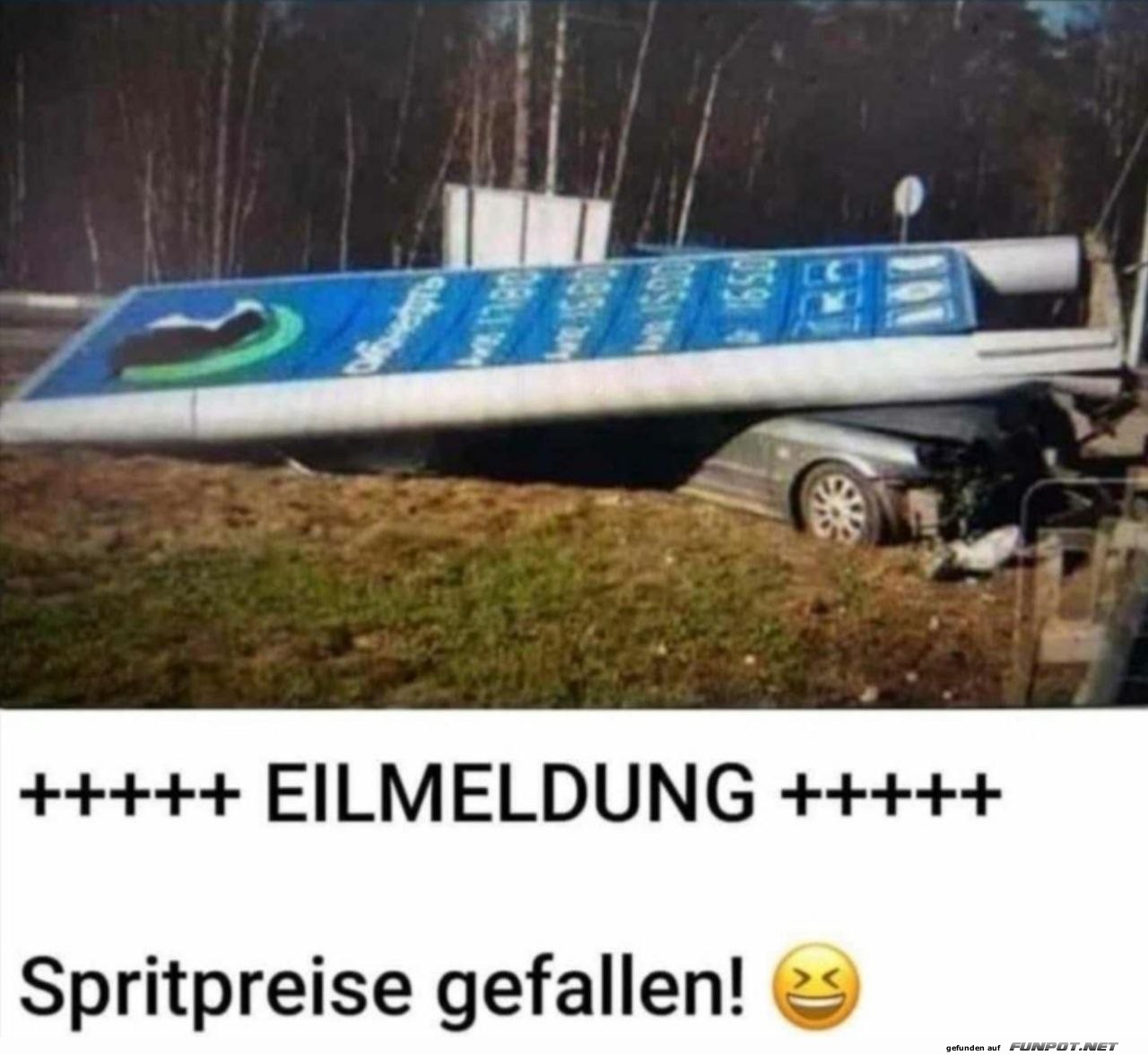 Umgestürztes Preisschild sorgt für Lacher Umgestürztes Preisschild sorgt für Lacher