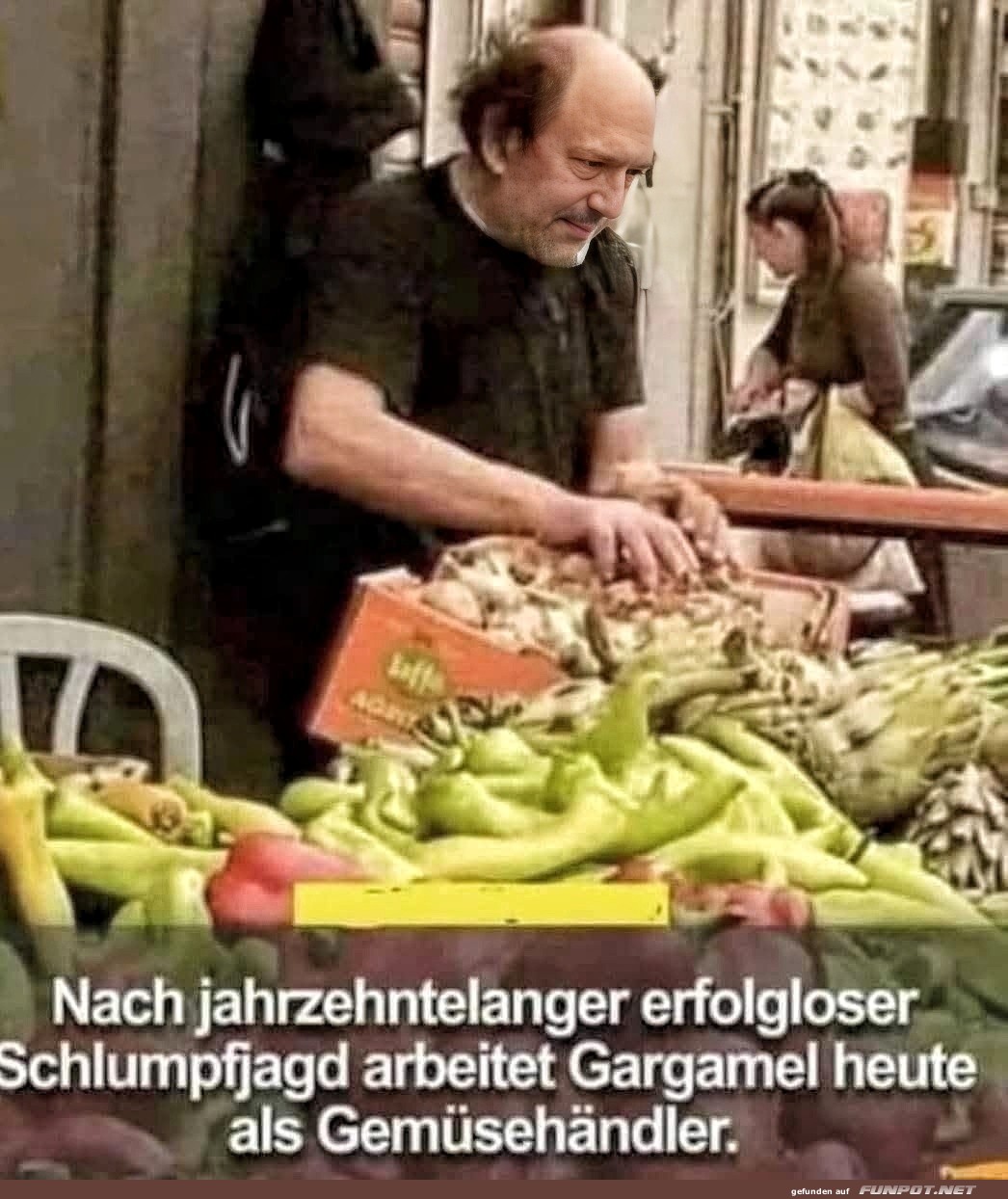 Frustrierte Schlumpfjagd: Gargamel verkauft Gemüse Frustrierte Schlumpfjagd: Gargamel verkauft Gemüse