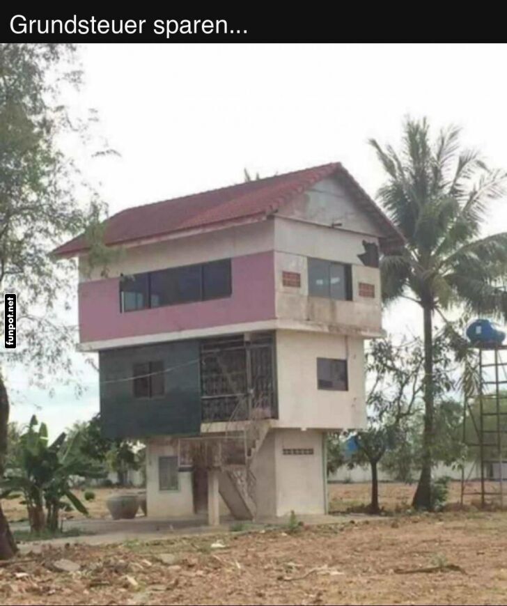 Haus ohne Erdgeschoss auf Stelzen Haus ohne Erdgeschoss auf Stelzen