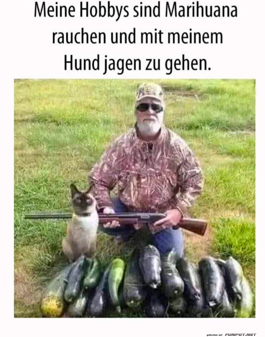Jäger mit Hund und Zucchini Jäger mit Hund und Zucchini