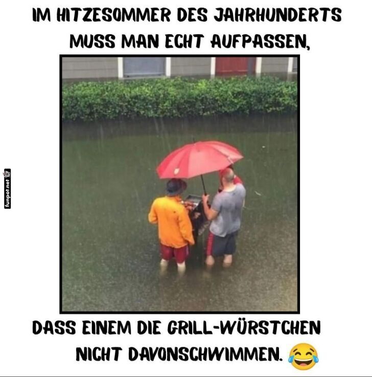 Grillen im Regen: Wasser hält Würstchen fest! Grillen im Regen: Wasser hält Würstchen fest!