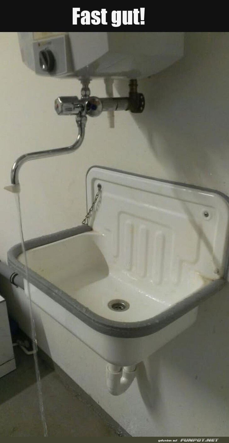 Wenn der Wasserstrahl das Becken verfehlt