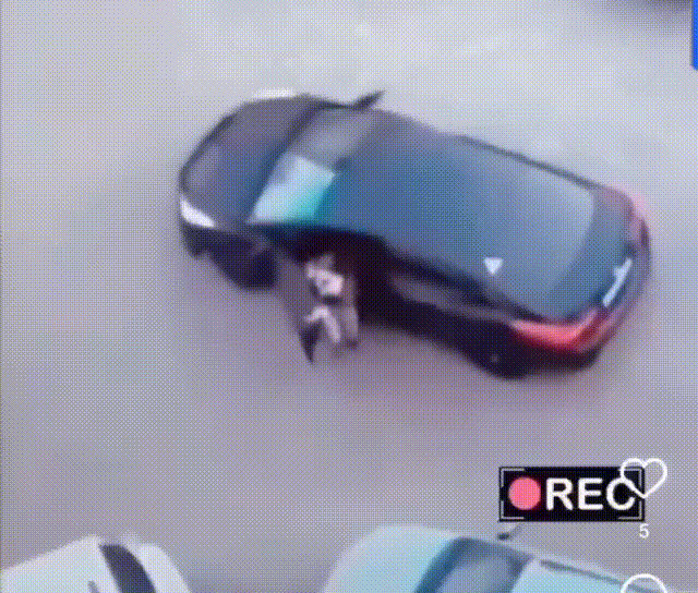 Mal eben die Parkl�cke ausmessen