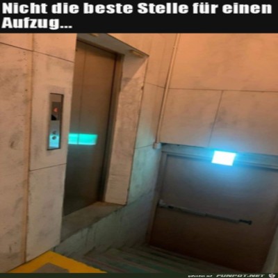 Komischer-Aufzug.jpg von SWolle