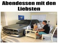 Ein unvergessliches Abendessen mit dem Auto