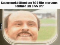 Fr�her Vogel f�ngt den Einkaufswagen