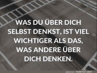 was-du-ueber-dich-selbst-denkst-