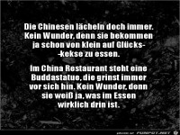 die Chinesen l�cheln doch immer....
