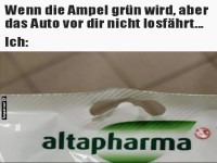 Geduldsprobe an der gr�nen Ampel