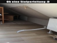 Gef�hrliche Stolperleitung im Dachgeschoss