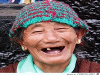 Lache-und-die-Welt-lacht-mit-dir