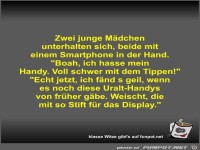 Zwei junge M�dchen unterhalten sich