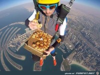 Erst mal eine Pizza genieen