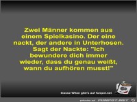 Zwei M�nner kommen aus einem Spielkasino