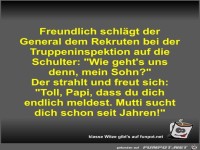 Freundlich schlgt der General dem Rekruten bei der...