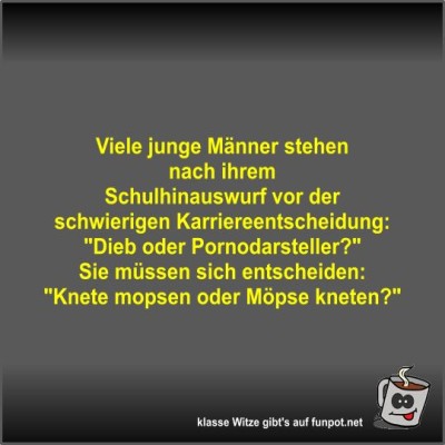 Viele-junge-Männer-stehen-nach-ihrem-Schulhinauswurf-vor....jpg von Fossy
