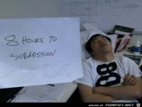 schlafende Menschen bei der Arbeit 13