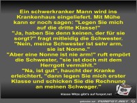 Ein schwerkranker Mann wird ins Krankenhaus eingeliefert