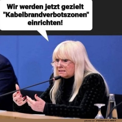 Kabelsalat-Verbot:-Neue-Sicherheitsstrategie!.jpg von Schneeflittchen