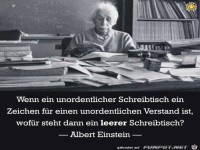 Wenn ein unordentlicher Schreibtisch