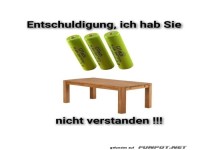 Witziges Wortspiel mit Tisch und Batterien
