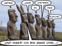 Steinfiguren diskutieren das jhrliche Ritual