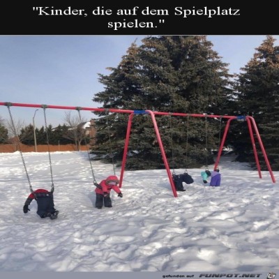 Kinder-auf-der-Schaukel.jpg von Pina