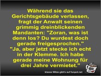 W�hrend sie das Gerichtsgeb�ude verlassen