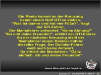 Ein Manta kommt an der Kreuzung neben einem Golf GTI zu...