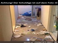 Der Schuldige ist auf dem Bild